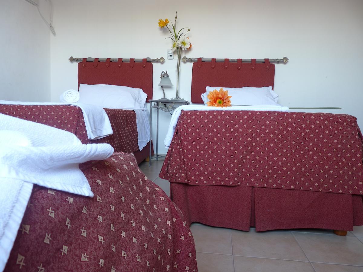 Hotel Quelu Leufu Ріо-Колорадо Номер фото