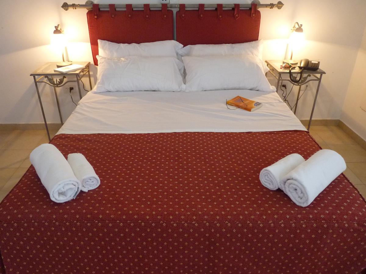 Hotel Quelu Leufu Ріо-Колорадо Номер фото